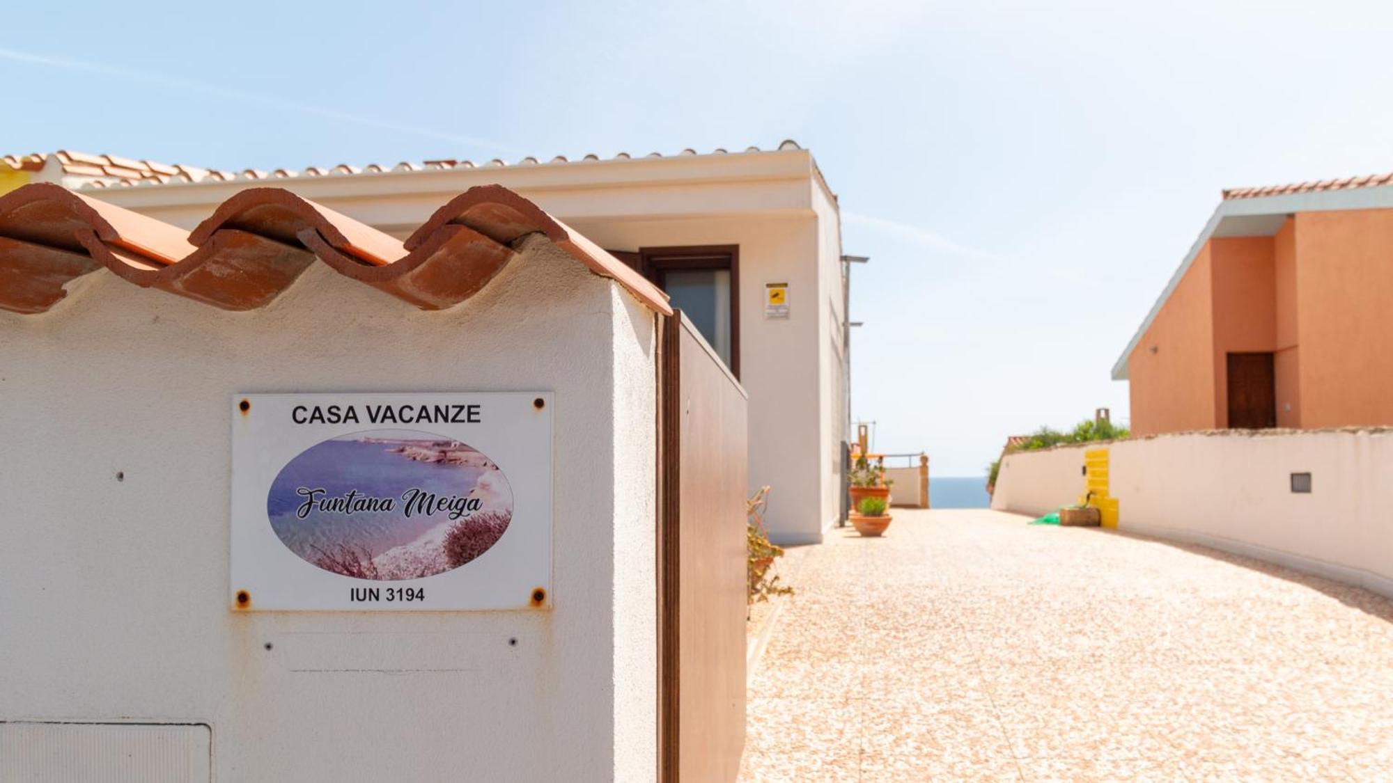 Casa Vacanze Funtana Meiga Càbras Exterior photo